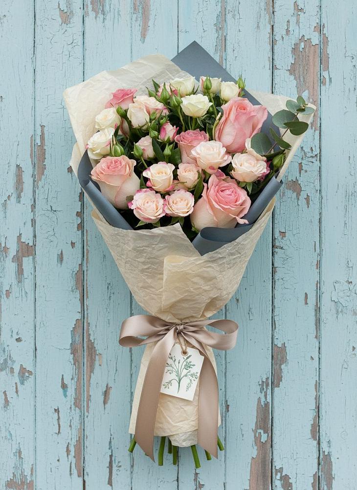 Букет цветов из: Розы в Старый городок