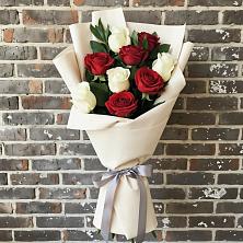 Букет цветов из:  Розы в Старый городок