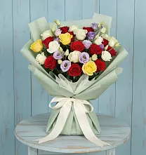 Букет цветов из:  Розы #REPLACE_PRED# Старый городок