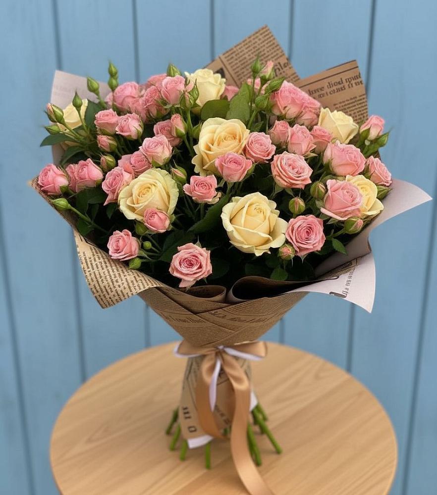 Букет цветов из: Розы в Старый городок