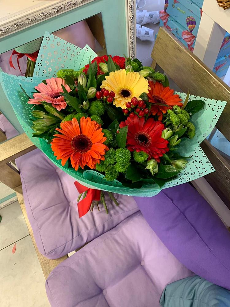 Букет цветов из: Герберы, Хризантемы и Альстромерии в Старый городок