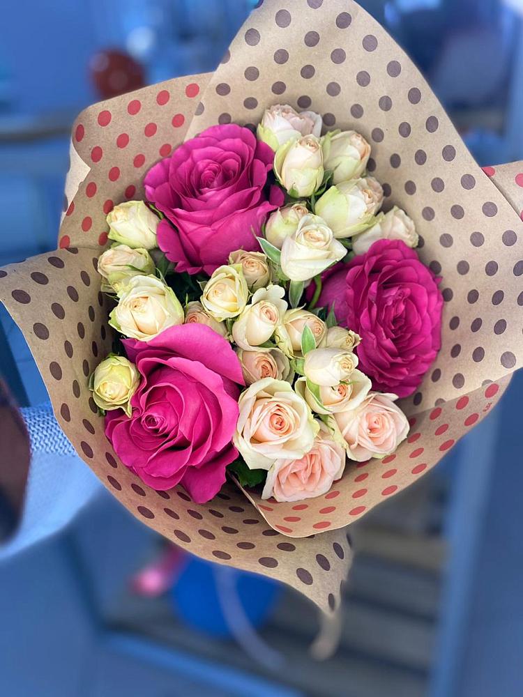 Букет цветов из: Розы в Старый городок