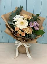 Букет цветов из:  Герберы и Хризантемы #REPLACE_PRED# Старый городок