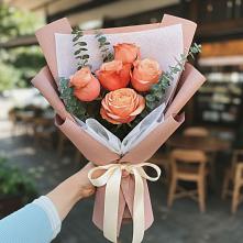 Букет цветов из:  Розы #REPLACE_PRED# Старый городок