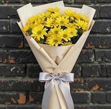 Букет цветов из:  Хризантемы в Старый городок