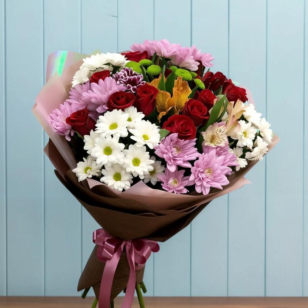 Букет цветов из: Розы, Хризантемы и Альстромерии в Старый городок