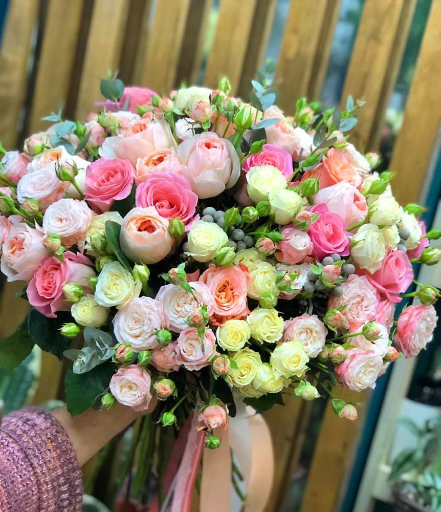 Букет цветов из: Розы в Старый городок