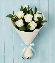 Букет цветов из:  Розы #REPLACE_PRED# Старый городок