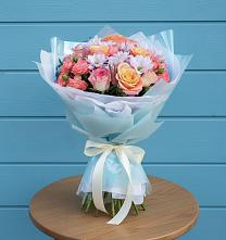 Букет цветов из:  Хризантемы и Розы в Старый городок