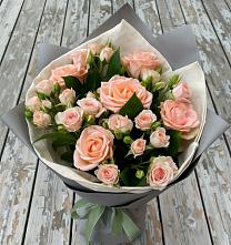 Букет цветов из:  Розы #REPLACE_PRED# Старый городок