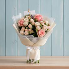 Букет цветов из:  Розы в Старый городок